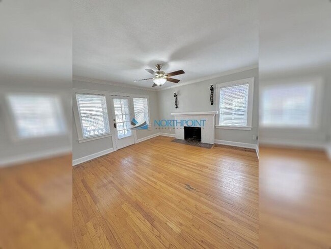 Building Photo - 307 E 43rd St