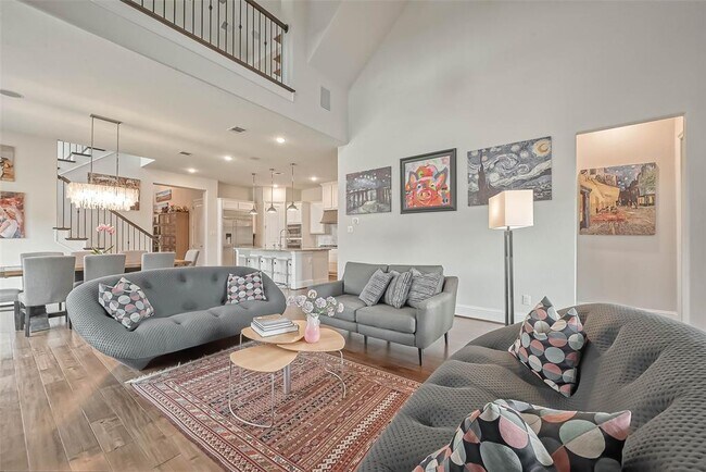 Building Photo - 13306 Stoneleigh Terrace Dr