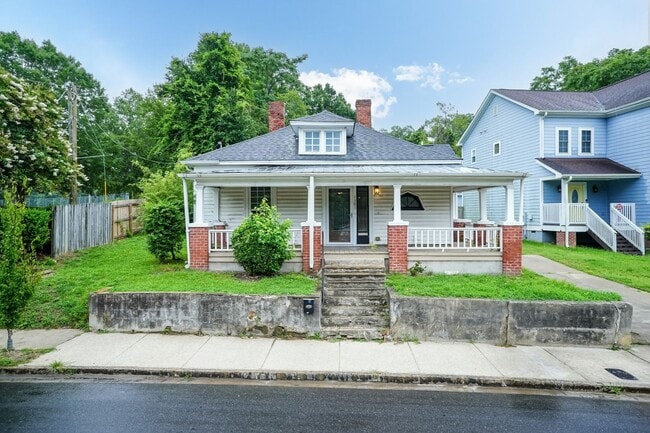 Primary Photo - Three Bedroom Home!