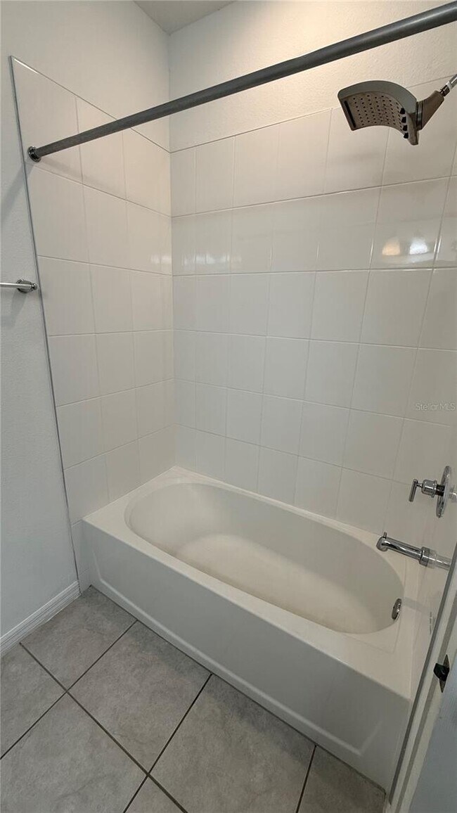 Building Photo - 15619 Willow Arbor Cir