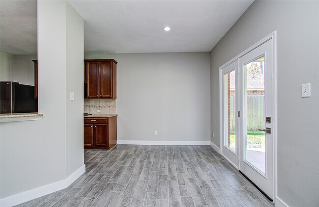 Building Photo - 6814 Summer Bridge Ln