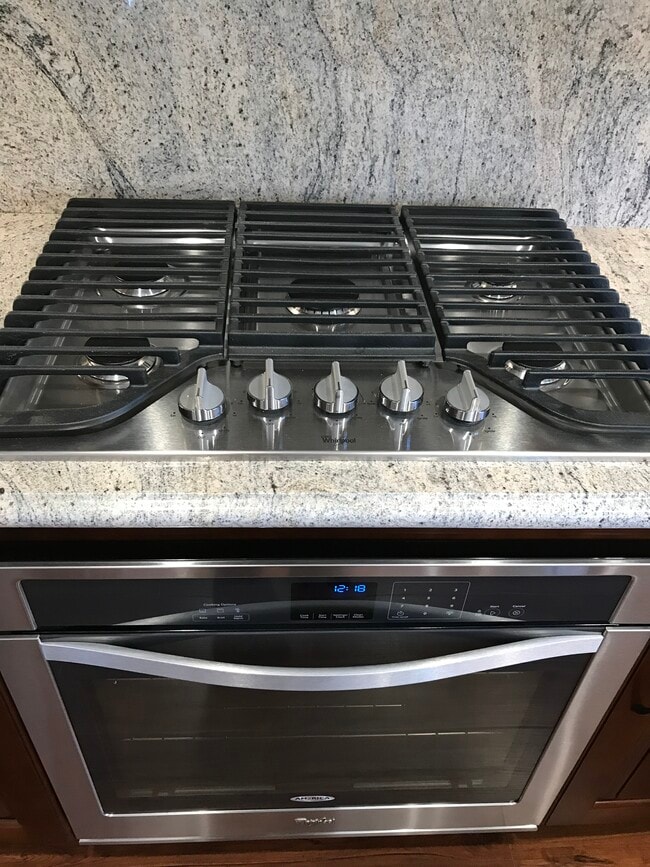 Building Photo - 9660 Durham Dr