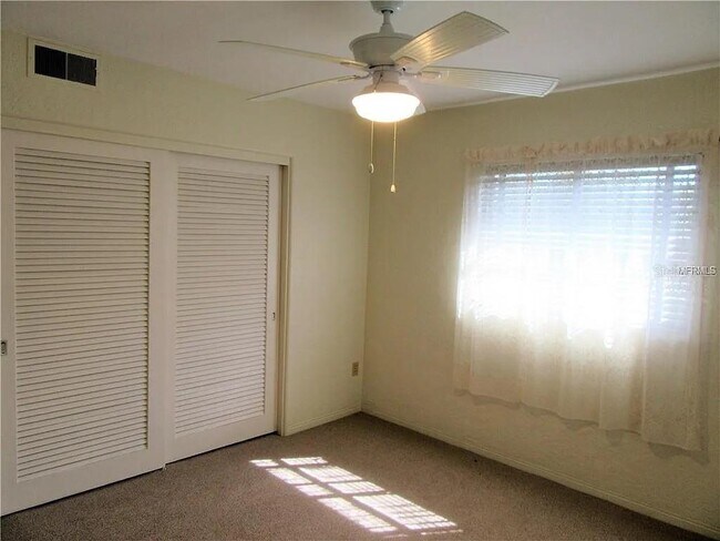 Building Photo - 5800 21st Ave. S