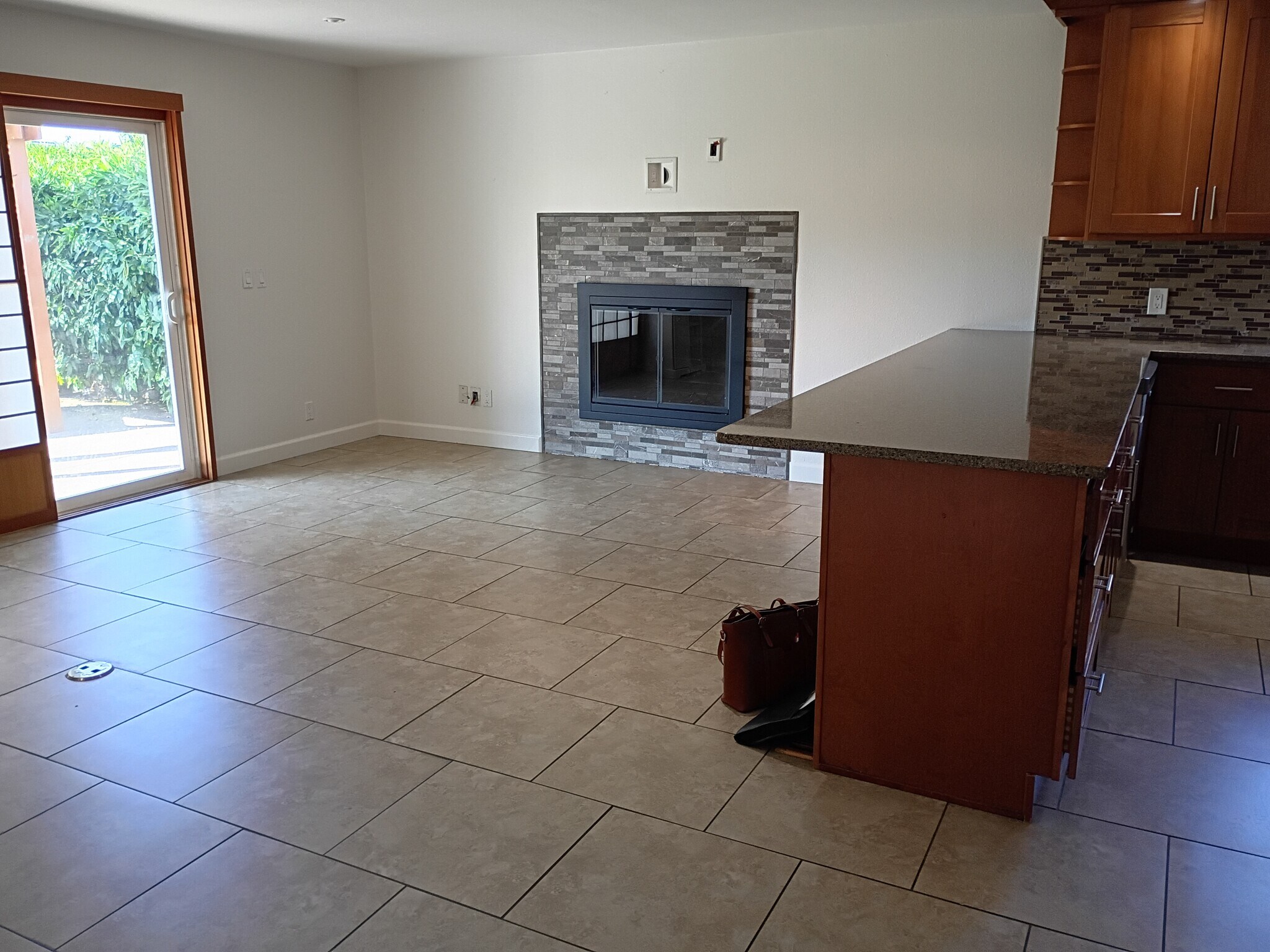 Dining area/family room - 1519 Altamont Ave