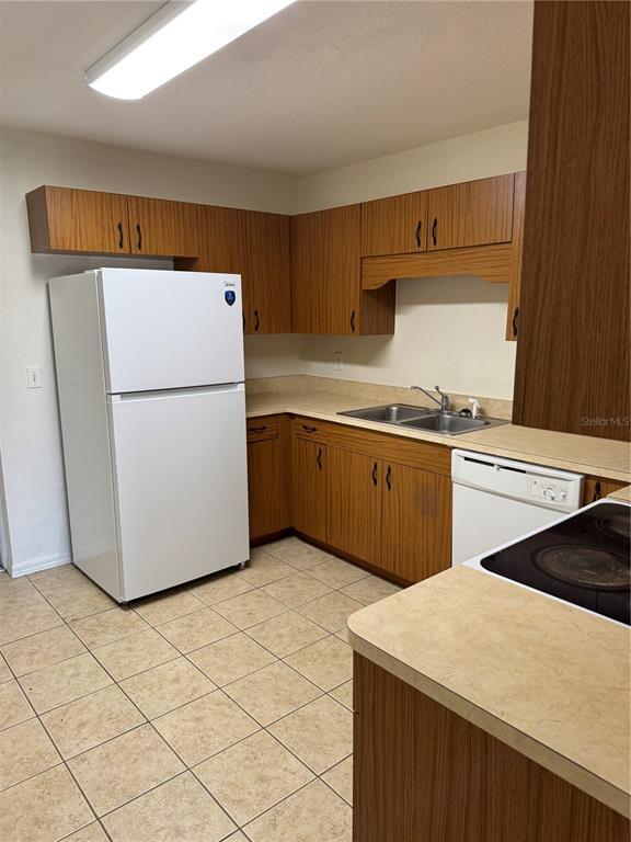 Building Photo - 7049 Midway Terrace