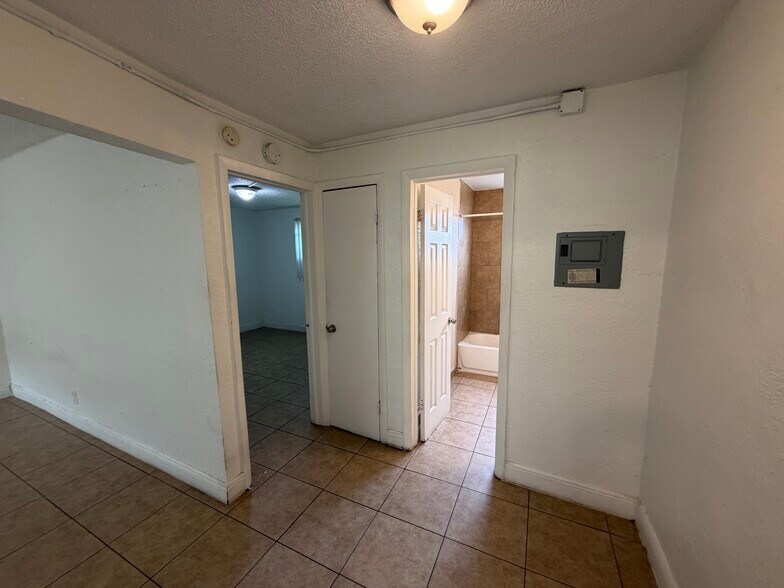 Building Photo - 7361 NW 37th St