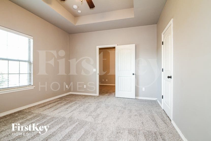 Building Photo - 12016 Garden Ct