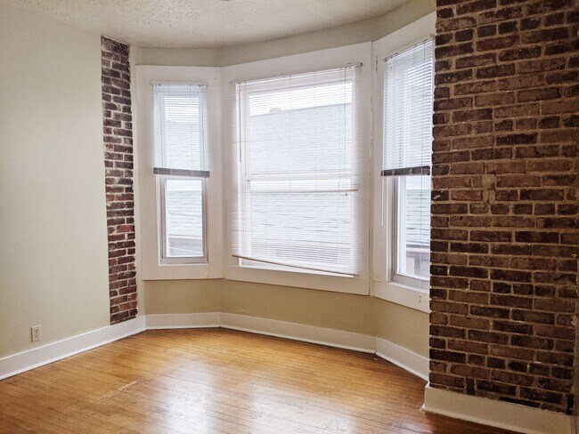 Floorplan - 110.5 E 6th St