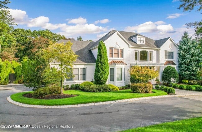 Building Photo - 29 Northwoods Rd