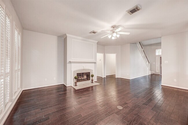 Building Photo - 22726 Shannon Falls Ct