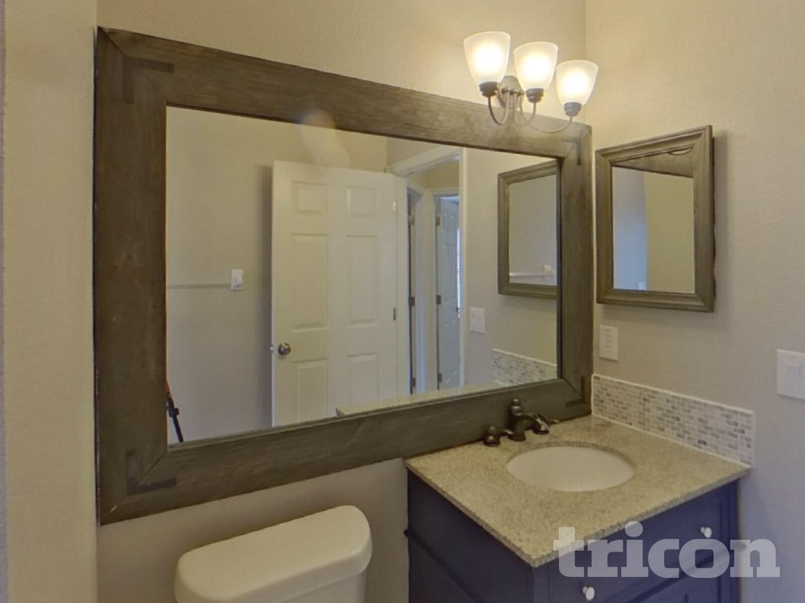 Building Photo - 9405 Sayre St