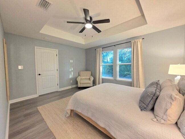 Building Photo - Discover the Style & Comfort in this new 3 Bedroom, 2 Bath Home.