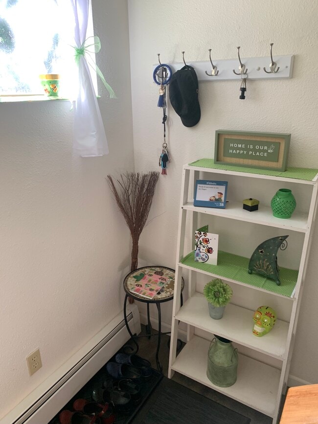 Building Photo - 2231