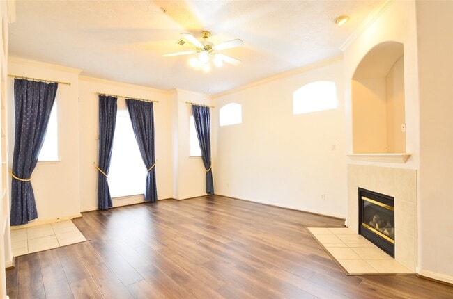 Building Photo - 2710 Grants Lake Blvd