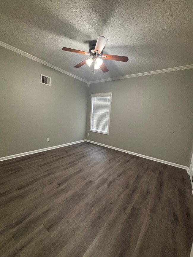 Building Photo - 2841 Wagon Trail Rd