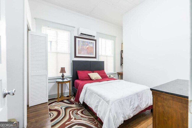 Building Photo - 1475 3rd St