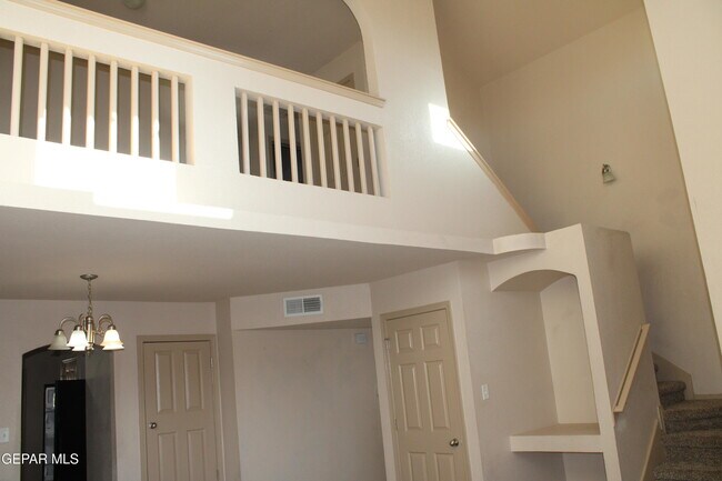 Building Photo - 2416 Escape Point St