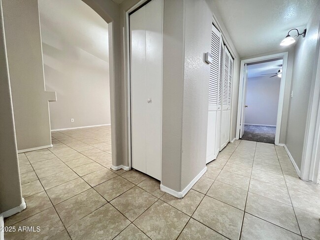 Building Photo - 3510 E Hampton Ave