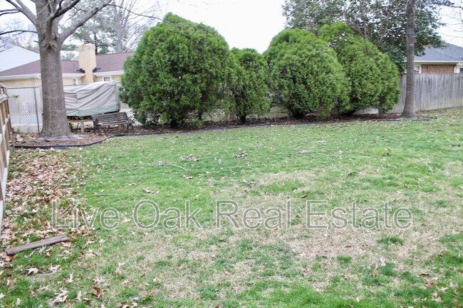 Building Photo - 5412 Dalrymple St