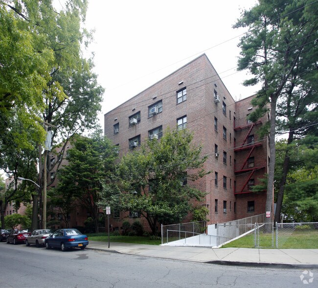Building Photo - White Oak Cooperative Housing