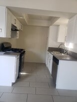 Building Photo - Foothill Apartments