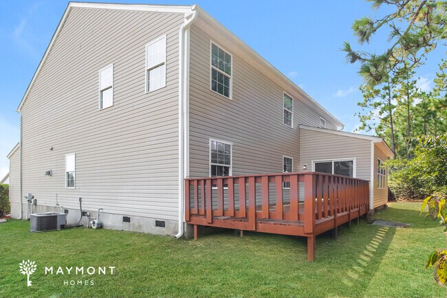 Building Photo - 327 Cumbre Ct