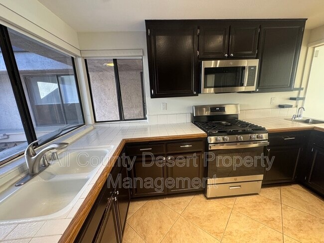 Building Photo - 72795 Fleetwood Cir