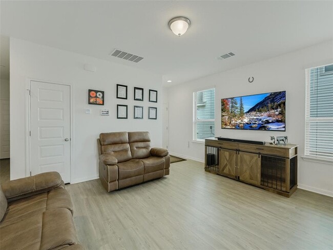 Building Photo - 6802 Tiznow Ln