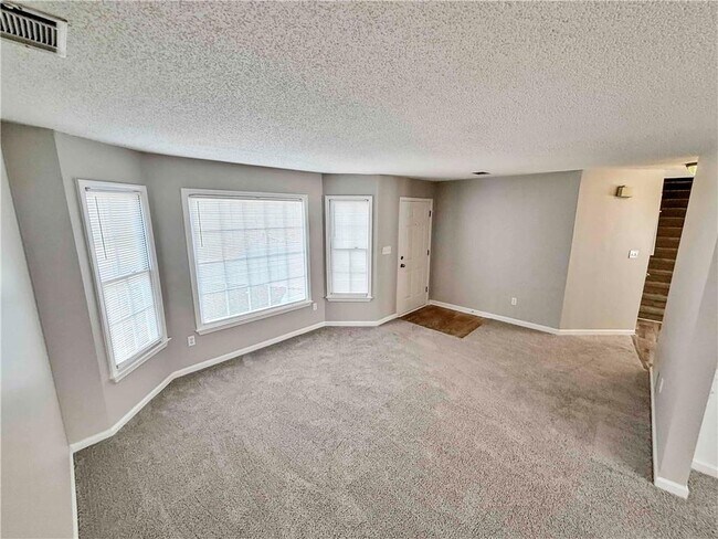 Building Photo - 6403 Ivey Terrace Dr SE