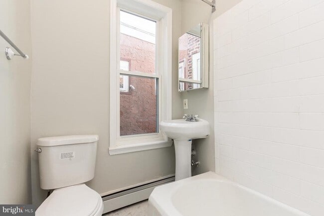 Building Photo - 1510 S Dover St