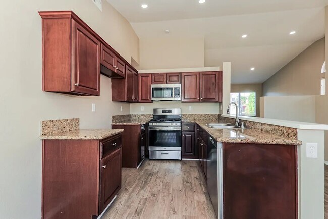 Building Photo - 3346 N Carnation Dr