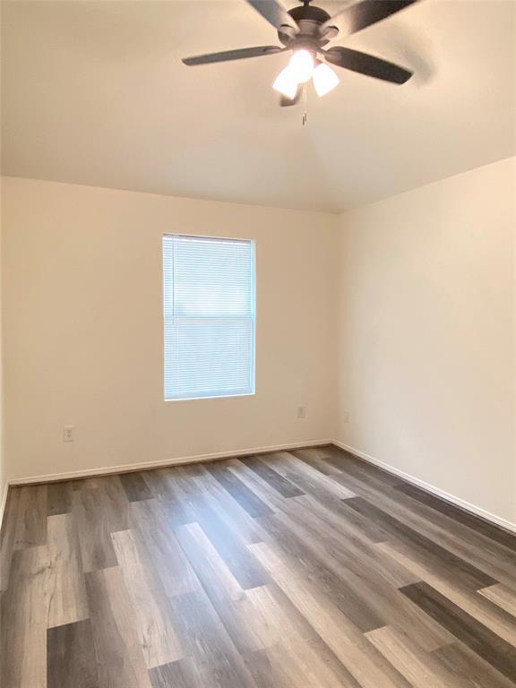 Building Photo - 5634 Park Village Dr