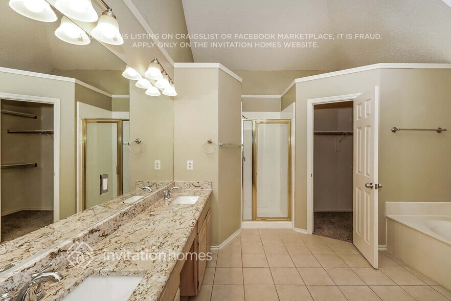 Building Photo - 2259 Meadowstone Dr