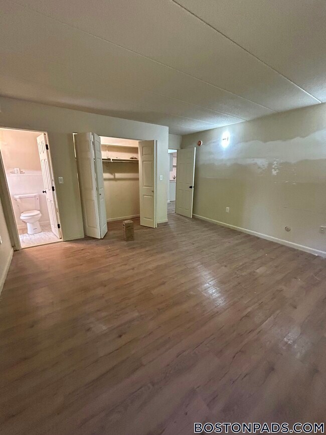Building Photo - 30 Normandy Ave