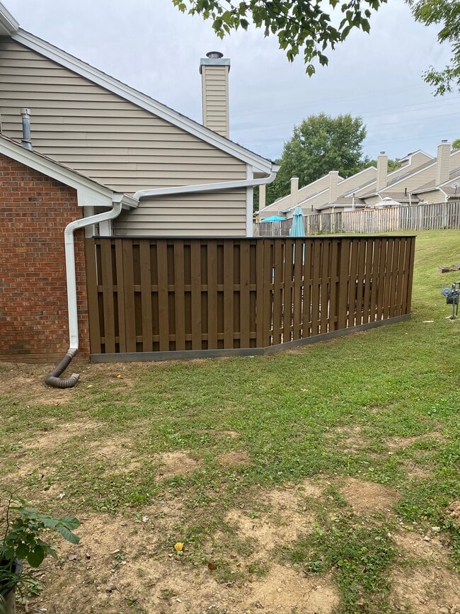 Building Photo - 324 Yorkshire Cir