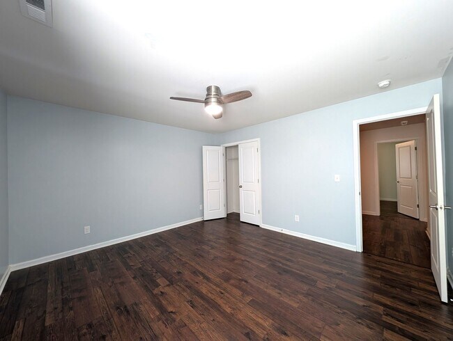 Building Photo - Charming home located in the Apple Creek Community in Dallas NC!