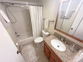 Building Photo - 26 Andalusia Ct