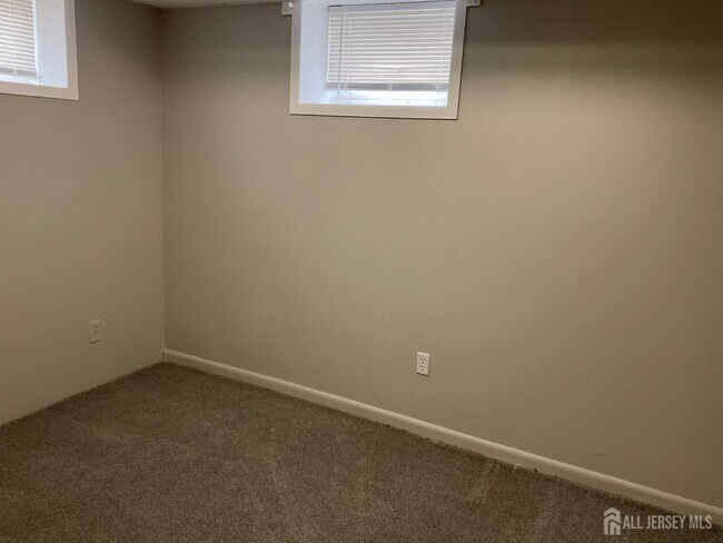 Building Photo - 3092 Bordentown Ave