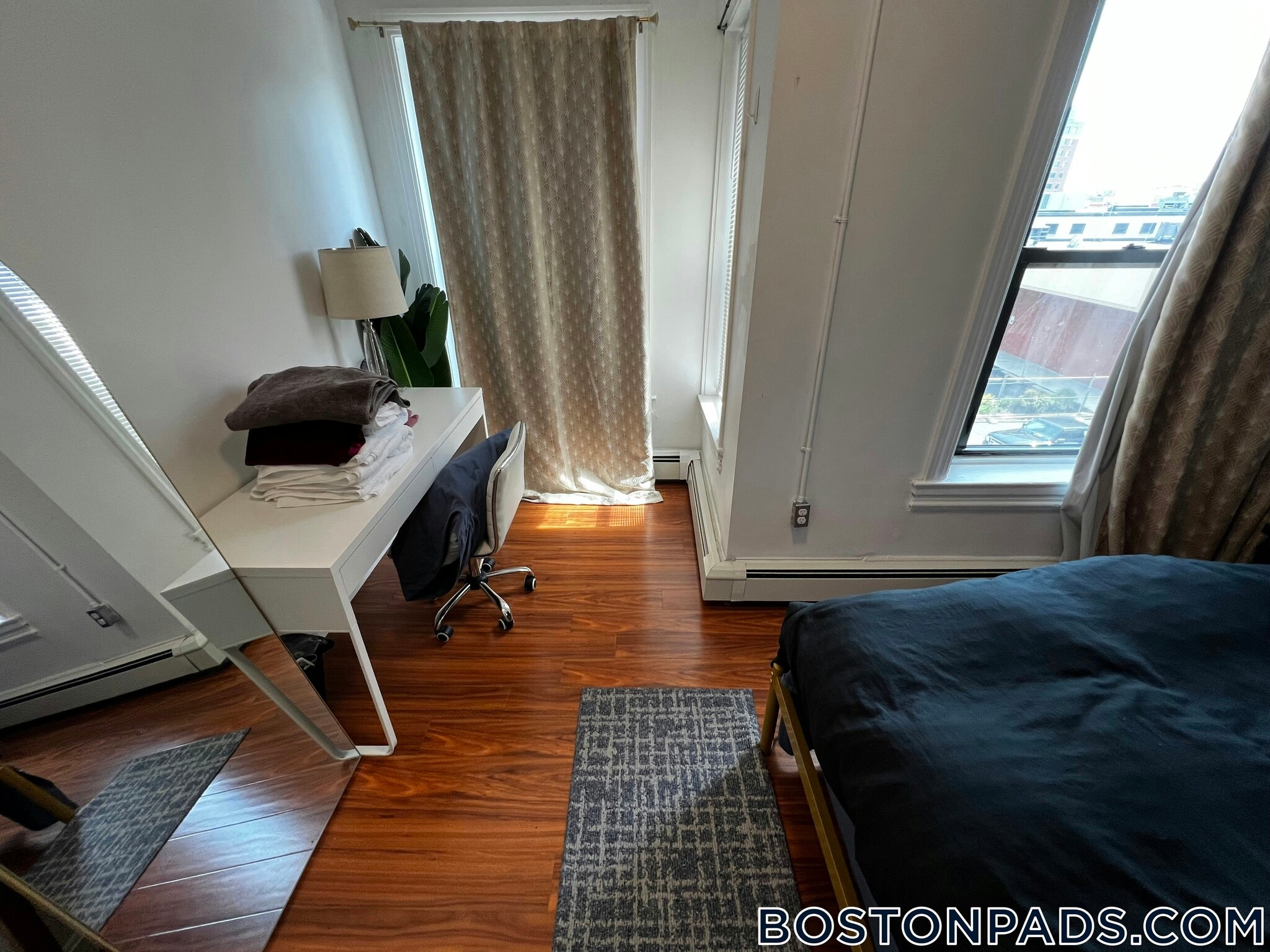 Building Photo - 871 Harrison Ave