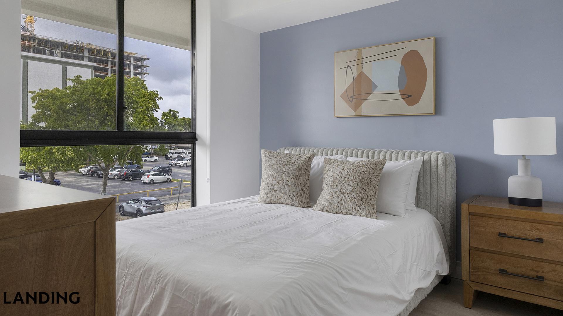 Building Photo - 1155 NE 126th St