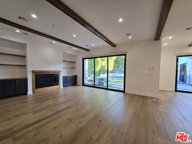 Building Photo - 18026 Valley Vista Blvd