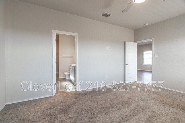 Building Photo - 3022 Del Mar Way