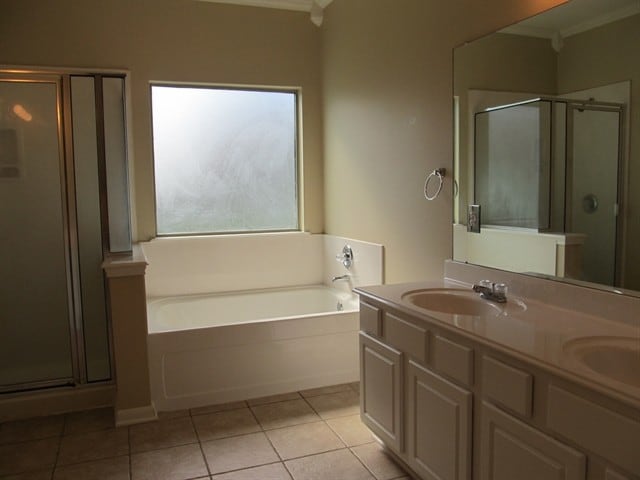 Building Photo - 3011 Chesapeake Bend Ln