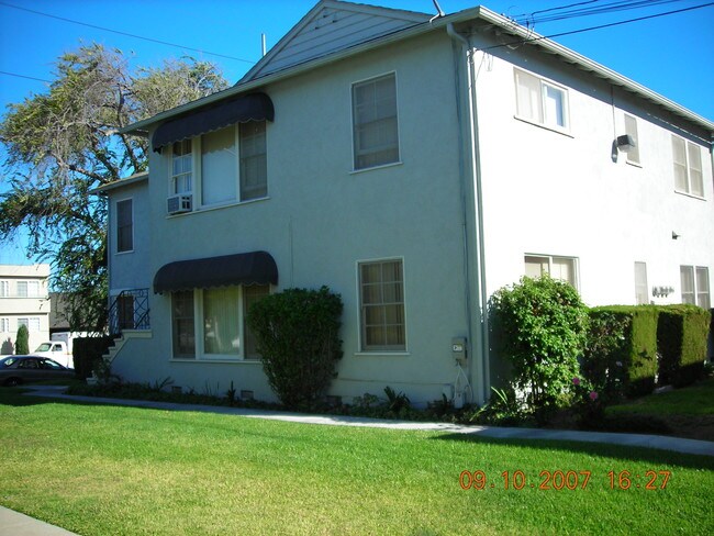 Building Photo - 7045-7049 S La Cienega Blvd