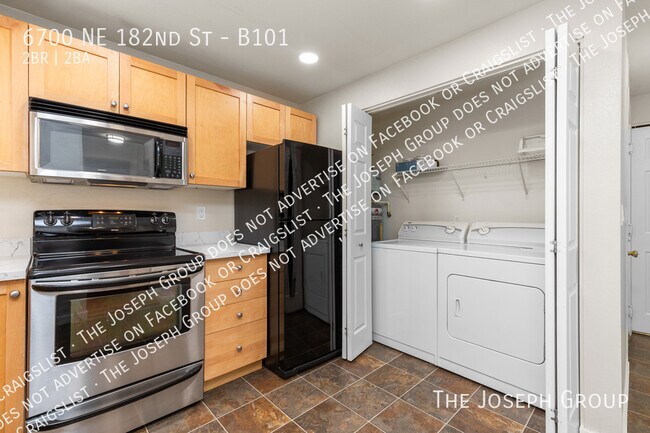 Building Photo - 6700 NE 182nd St