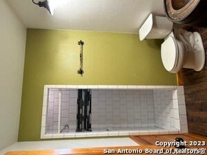 Building Photo - 707 Faurie Rd