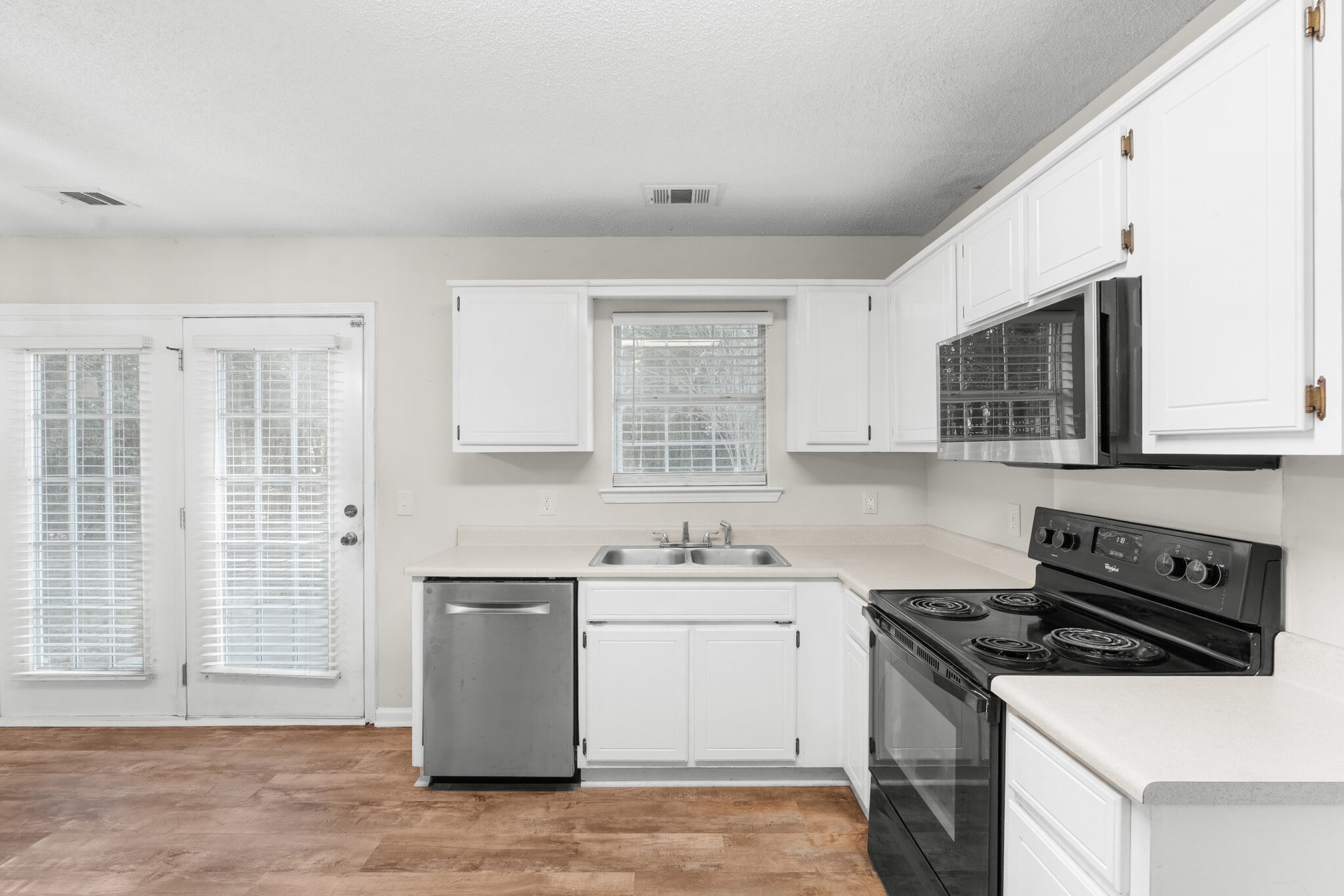 Building Photo - 306 Lawton Ct