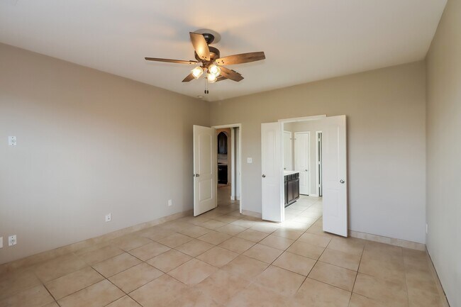 Building Photo - 5906 Watford Bend