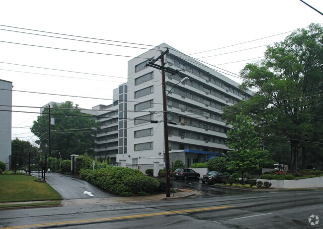 Primary Photo - Sobu Flats
