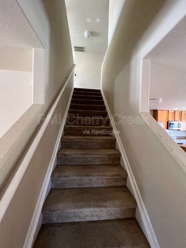 Building Photo - 1808 Morningview Ln